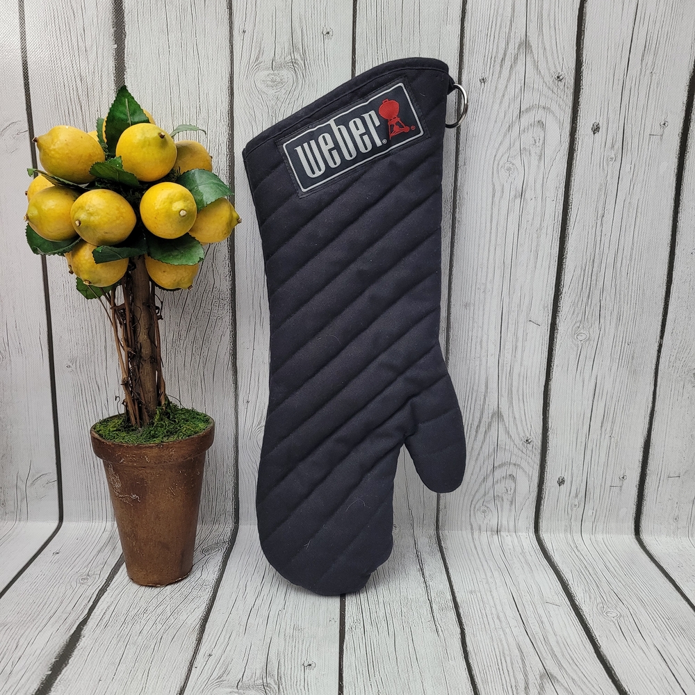 Weber Black Quilted Oven Mitt